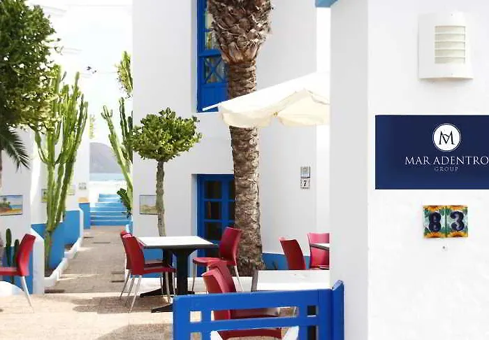 Punta Elena The Collection מלון 2*